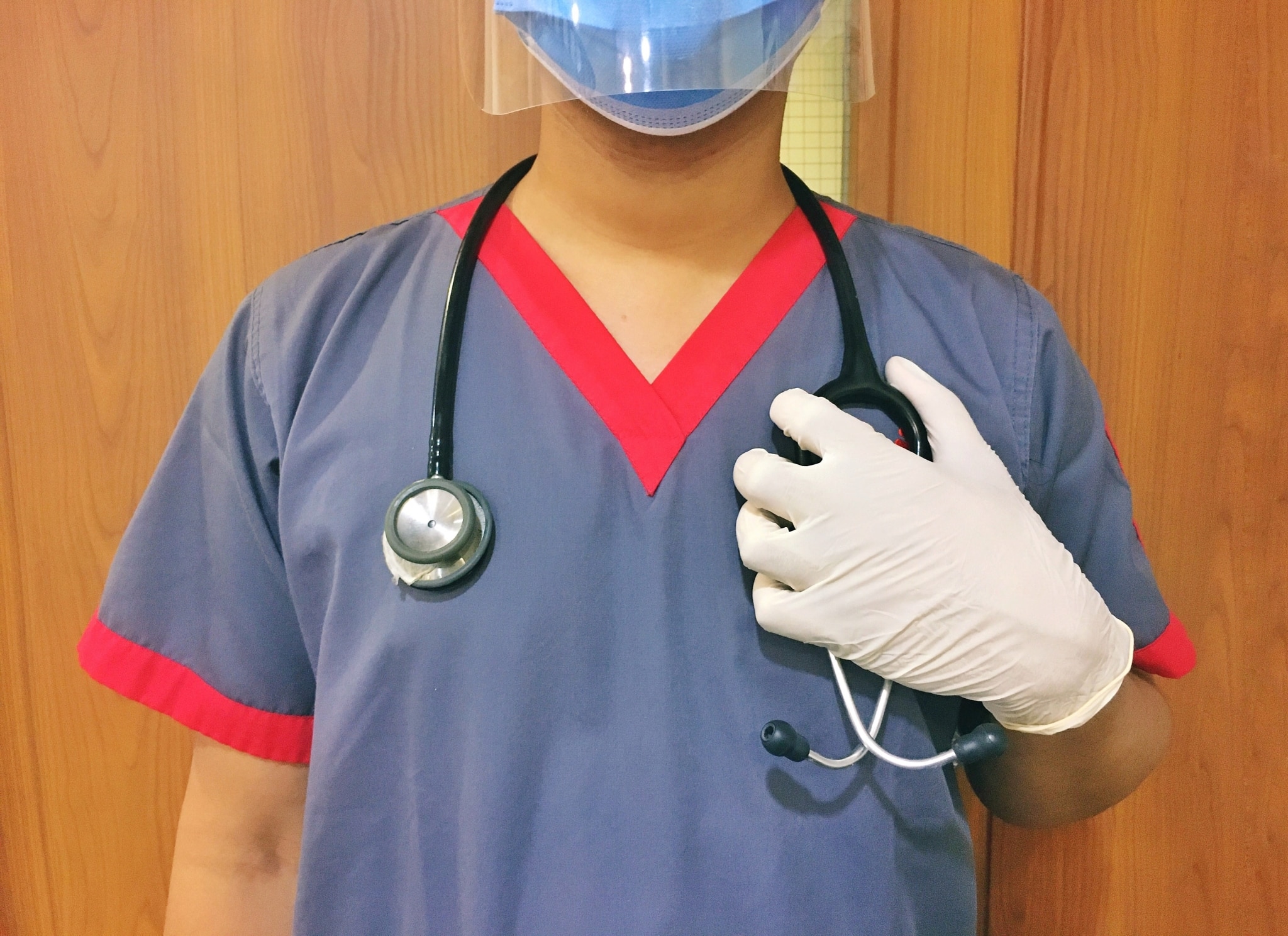 Cómo convertirse en asistente de enfermería »Wiki Ùtil Brookline College